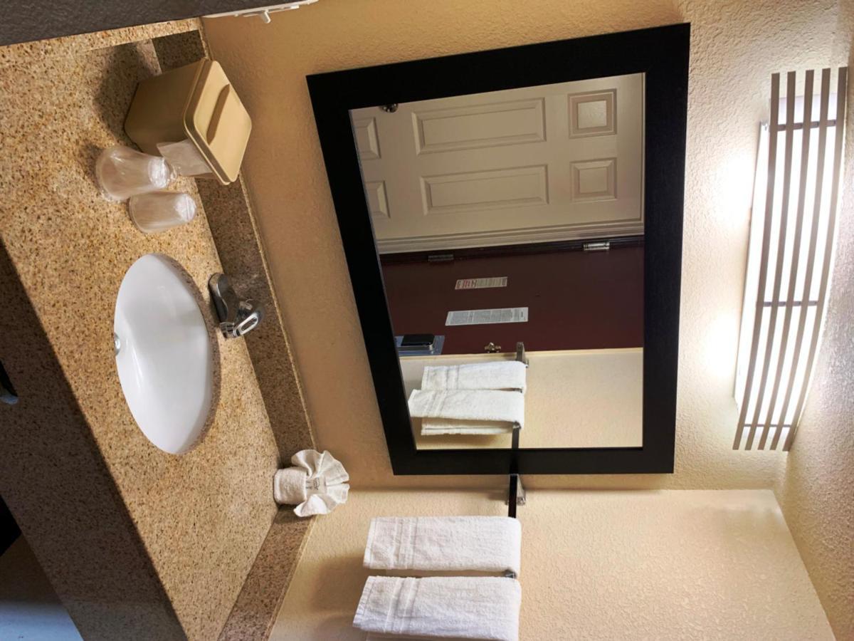 Red Roof Inn Atlanta - Six Flags Lodge West Bagian luar foto