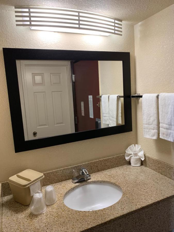 Red Roof Inn Atlanta - Six Flags Lodge West Bagian luar foto