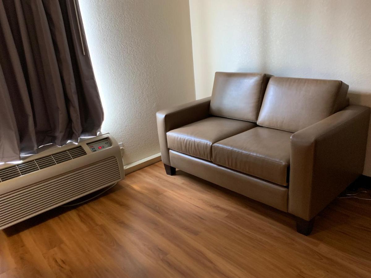 Red Roof Inn Atlanta - Six Flags Lodge West Bagian luar foto