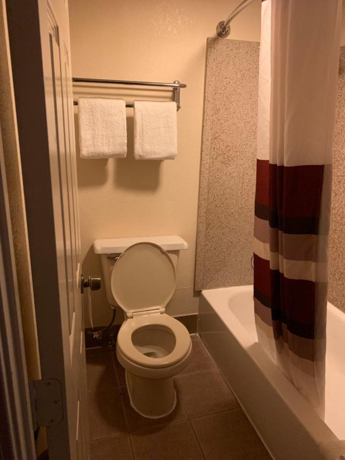 Red Roof Inn Atlanta - Six Flags Lodge West Bagian luar foto