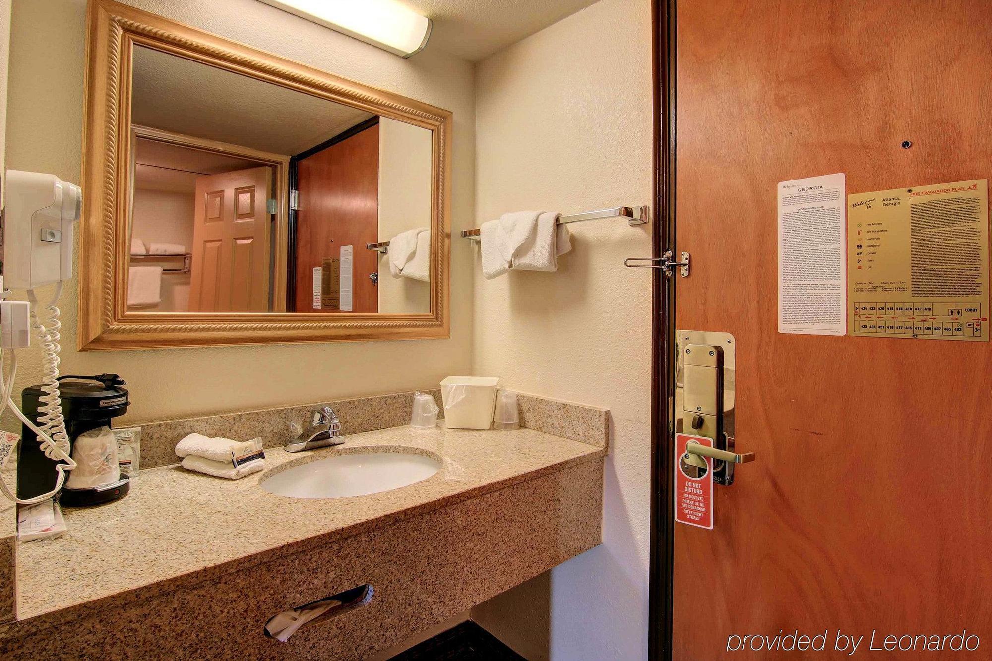 Red Roof Inn Atlanta - Six Flags Lodge West Bagian luar foto