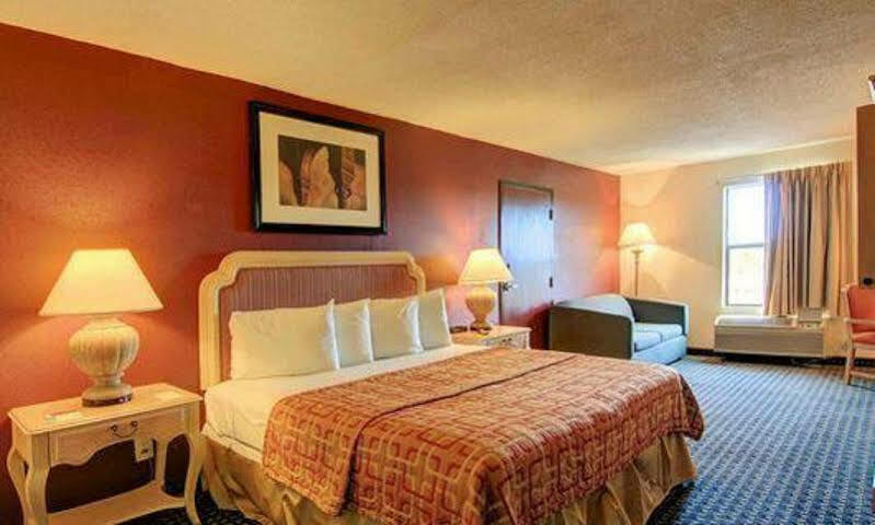 Red Roof Inn Atlanta - Six Flags Lodge West Bagian luar foto